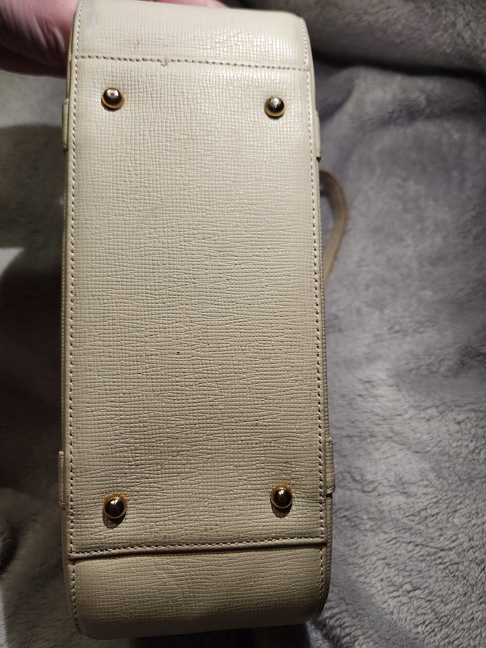 MCM White Saffiano Leather Tote Bag with Gold Hardware, EUC - Picture 4 of 12